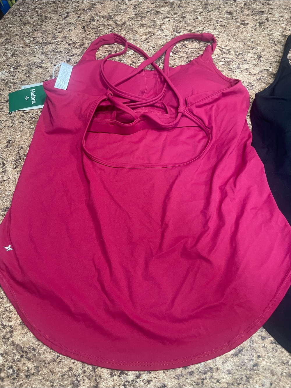 Lot of Halara Double-Strap Tank Tops Medium NWT Pink NWOT Black - Picture 4 of 5